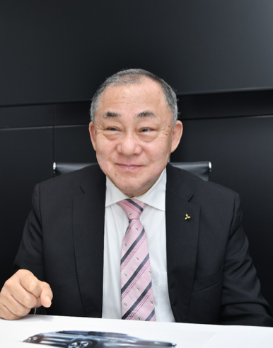 车展采访三菱汽车设计本部长国本恒博