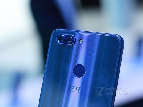 中兴V9和iphone7哪个好 中兴V9和iphone7对比