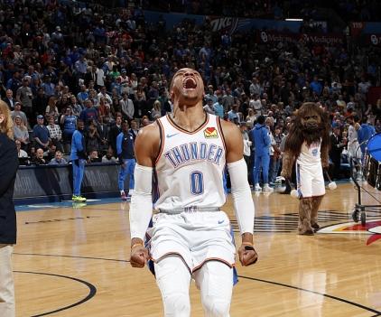 数据刷子or全能巨星?雷霆胜湖人豪取20+20+2