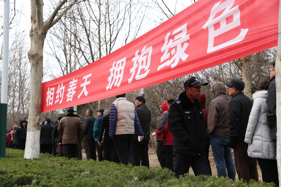 鑫和苗木潍坊开展无偿供苗运动