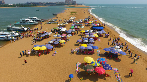 海南旅游人口_2012 2017年海南旅游人数增速 图