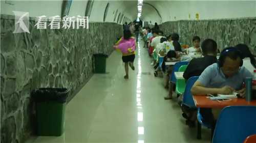 9岁小学生沉迷手游 手机被家长藏起后放言要拆