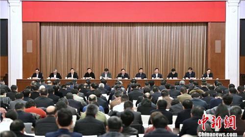 上海市召开进一步优化营商环境工作会议。陈正宝 摄