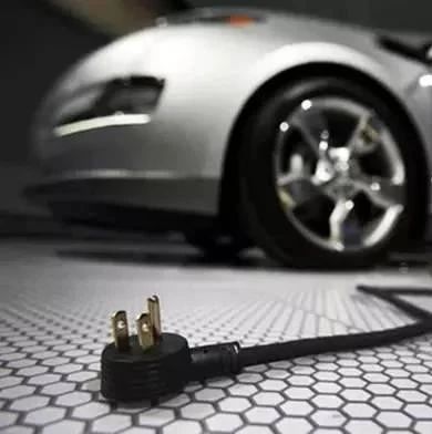 【爱车养护】换季保养很重要，偷偷告诉你新能源车和燃油车保养的区别