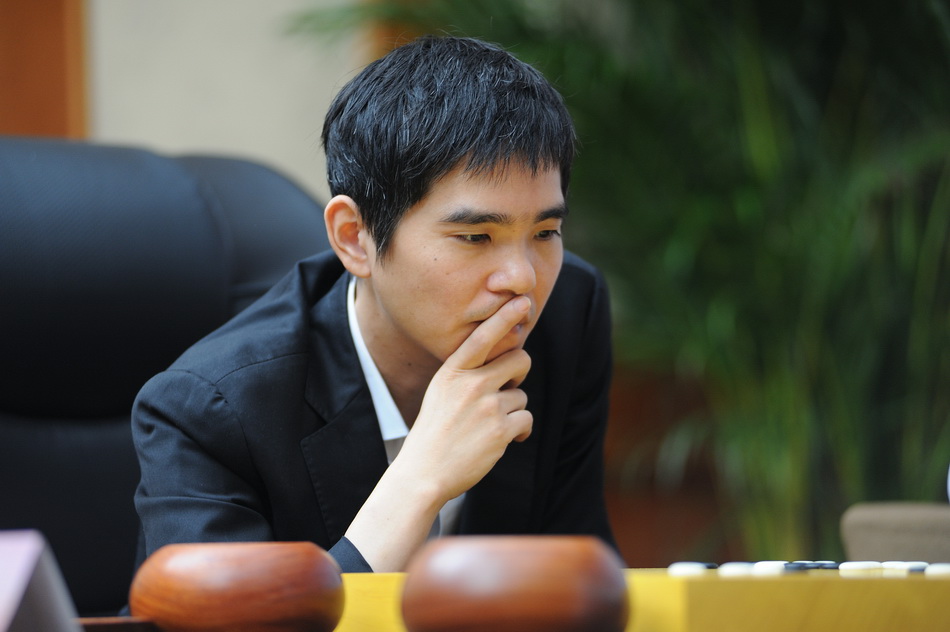和记娱乐网页版登陆·克莱生日夜高光合集:全队最高分,大帽布里奇斯,三分球收割比赛