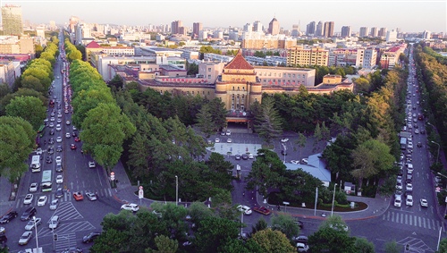 上半年强省会虹吸效应明显一般地级市差距扩