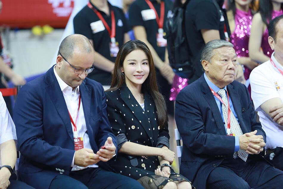 颁奖嘉宾名单nba,男篮亚洲杯颁奖嘉宾名单