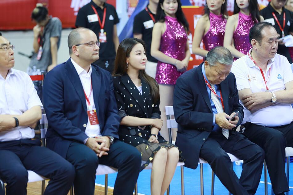 颁奖嘉宾名单nba,男篮亚洲杯颁奖嘉宾名单