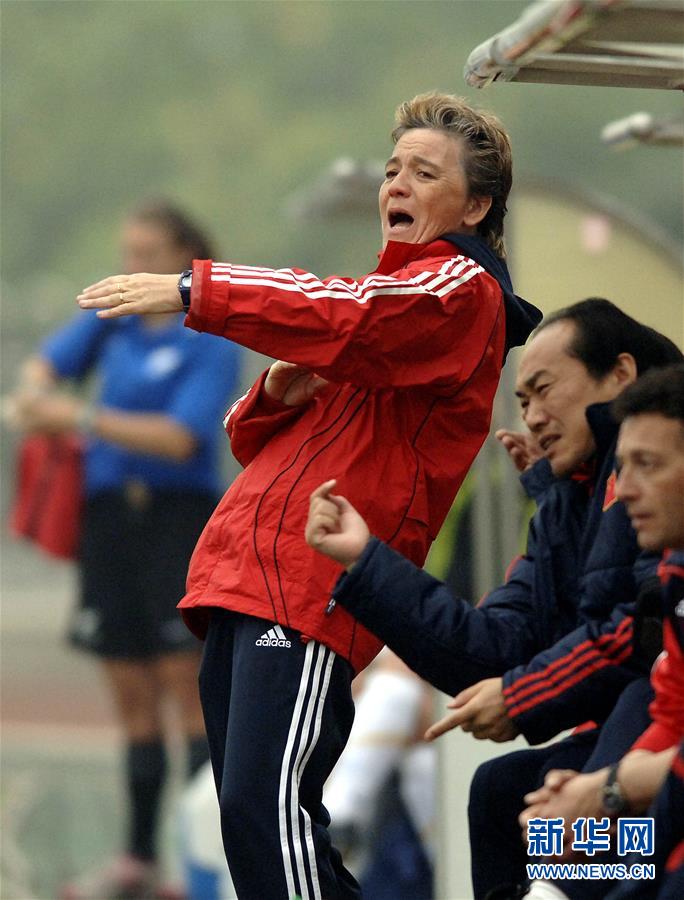 那些年铿锵玫瑰的浇灌者:中国女足历任主教练
