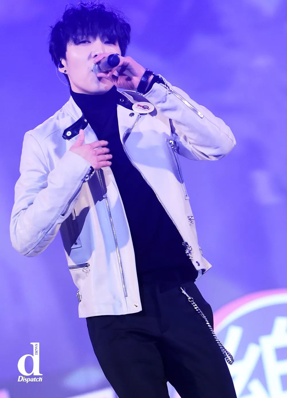 D 韩娱|能力值1000%!…爱豆中的hit曲作曲家