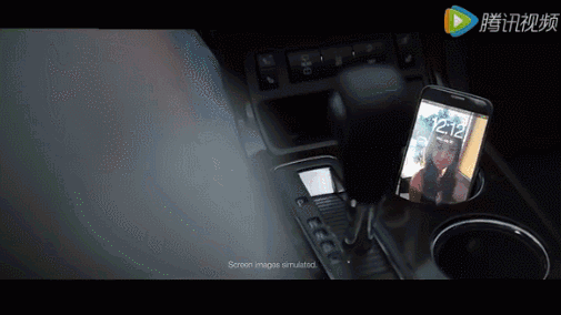 一杯豆浆、一脚油门 萍乡奥迪女司机连撞六辆小车