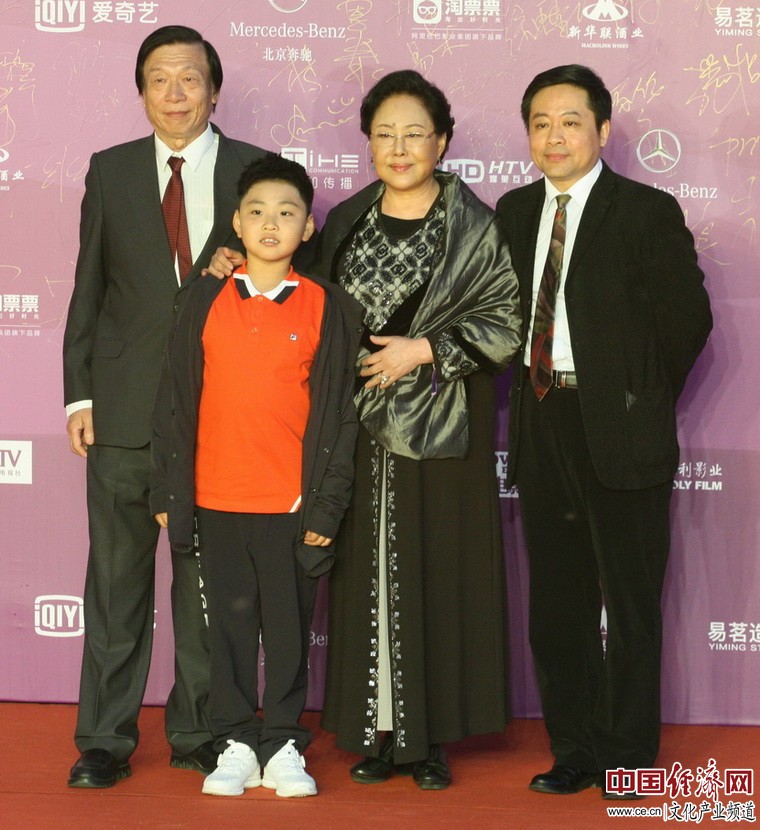 第八届北京国际电影节开幕红毯群星闪耀 王力宏压轴出场(组图)