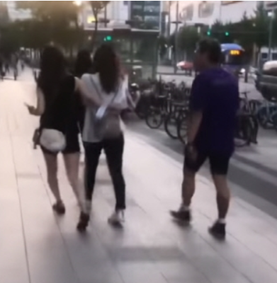 男子不断纠缠日本女游客一行