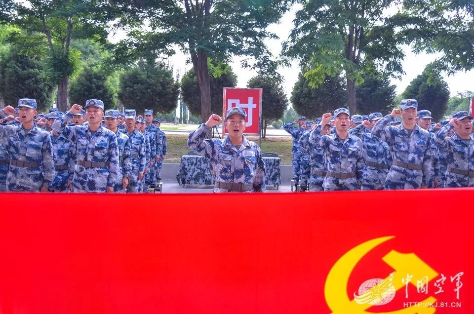 你知道这些红色家书的故事吗?请让我为你诵读