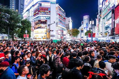 男子开黑彩票点敛财·日月明小区 VS 北京东路肿瘤医院宿舍谁是你的菜?