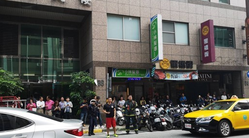 疏散人群(图源:东森新闻云)