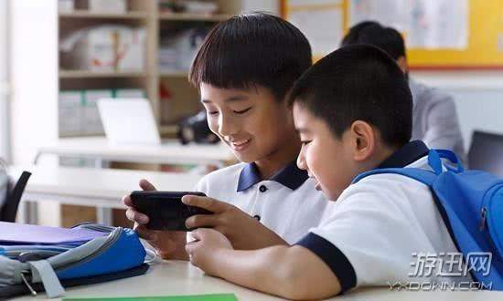 数学老师上课讲《王者荣耀》 创新教学方式引网友羡慕