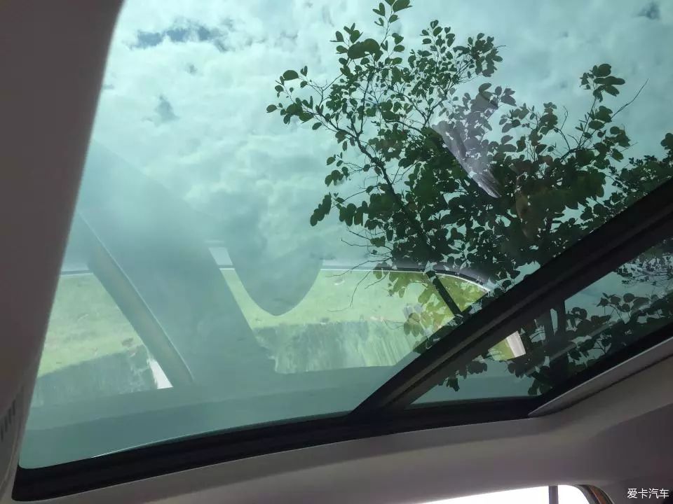 颜值在线/实力爆棚,年轻小伙儿大众途铠提车记