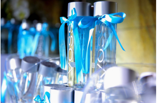 VOSS纯粹时刻无时无刻,尽享纯粹夏日时光