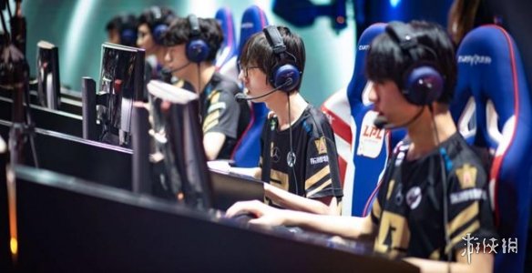 RNGѰͻ еCryinɱ4.27