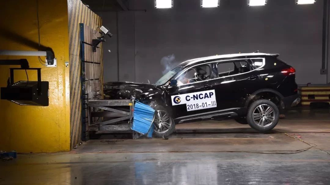 华尔街观点丨硬实力才是真底气：全新哈弗H6 C-NCAP五星成绩揭秘！