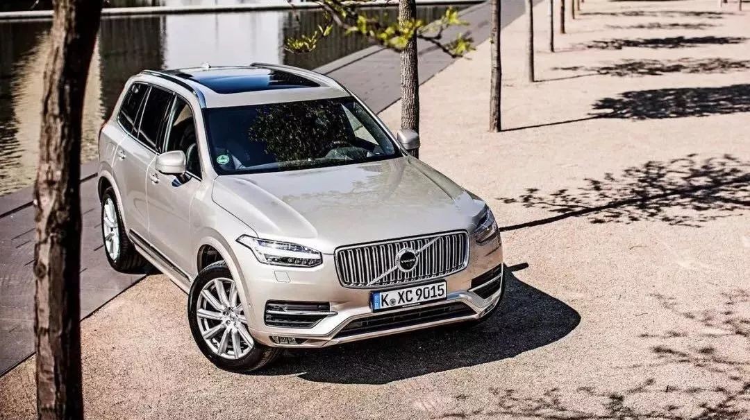 啥？沃尔沃竟然在安全性上输给了这台30万SUV！