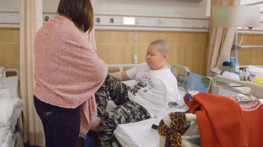 夜思 | 9.5分国产良心片被骂,我却哭着打五星