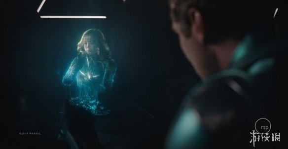 漫威《惊奇队长》CG特效画面曝光 女神倒地惹人怜惜