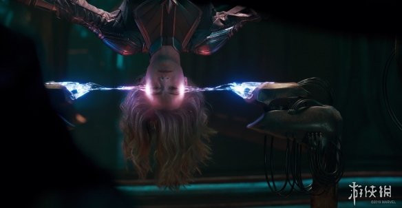 漫威《惊奇队长》CG特效画面曝光 女神倒地惹人怜惜