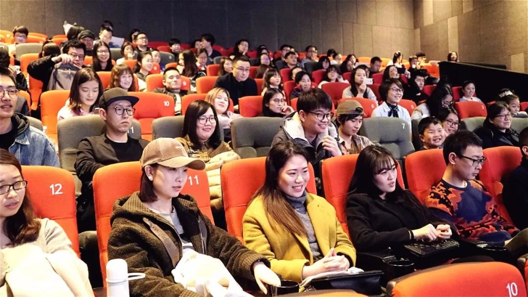 这期桃桃观影团,惊喜有点多哦.