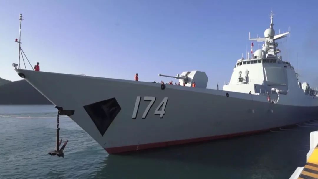 【人民海军成立69周年】向海图强(一)加速转型