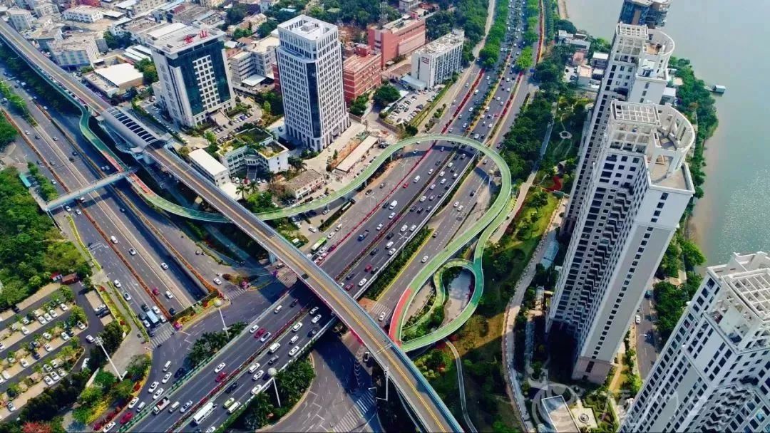 跟着抖音去旅行,那些点赞100W+的旅行地,你去