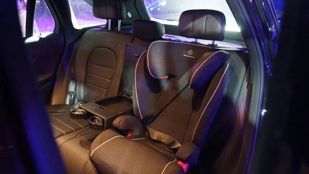 加长加量不加价:新梅赛德斯-奔驰长轴距GLC SUV