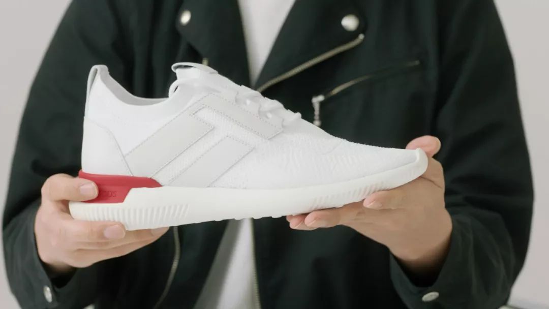 男人买鞋能有多疯狂? 男人买鞋能有多疯狂?