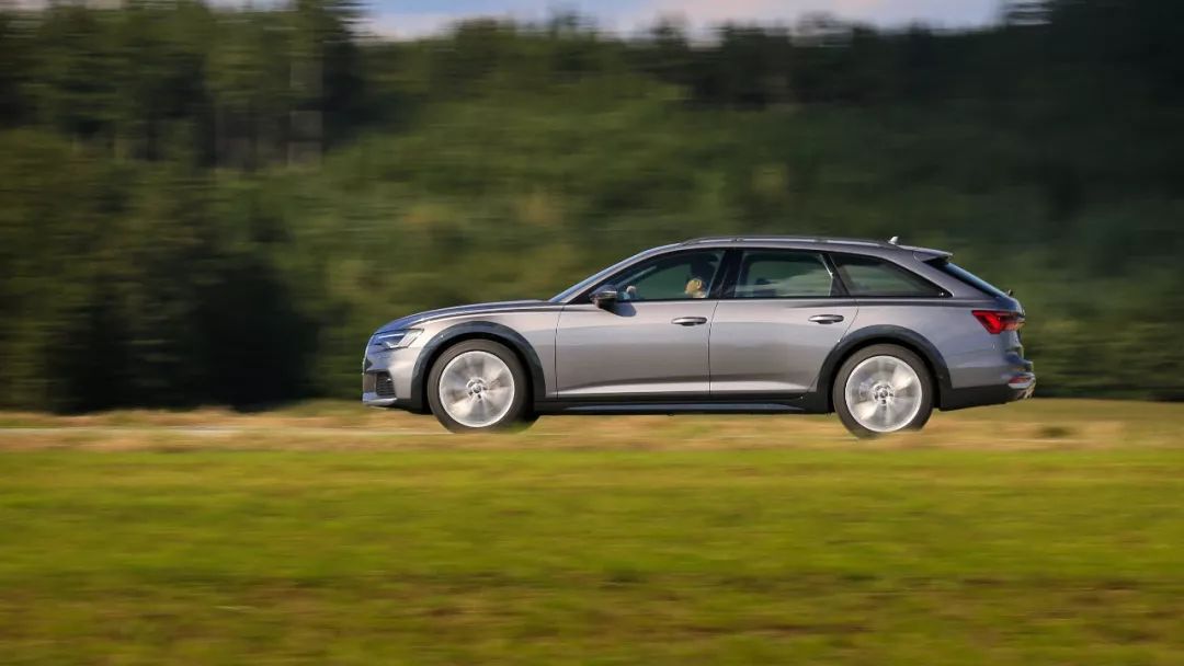 奥迪A6 allroad 搭载8AT变速箱