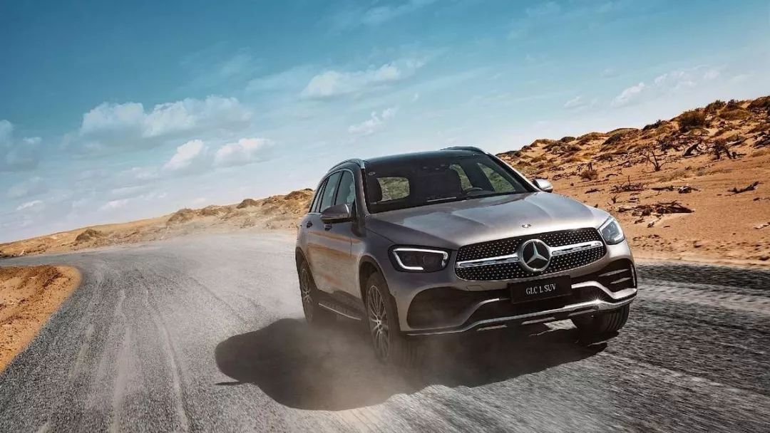 领军之将,实不辱命丨试驾新一代梅赛德斯-奔驰GLC L
