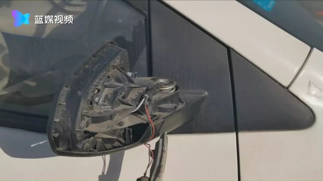 嘉兴又现共享汽车“坟场”:一千多辆共享汽车被弃荒野