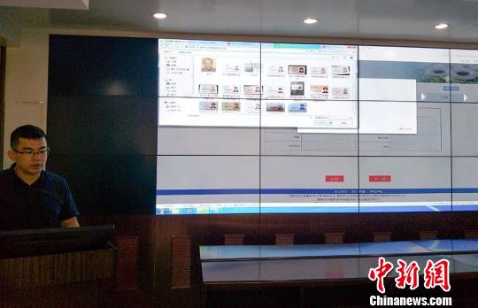 福建漳州首创 智能秒批 新模式 让审批像 网购