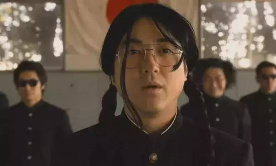 还有让更多不悦目多最先意识他的《勇士闯魔城》系列里全程负责吐槽的美布列法师。