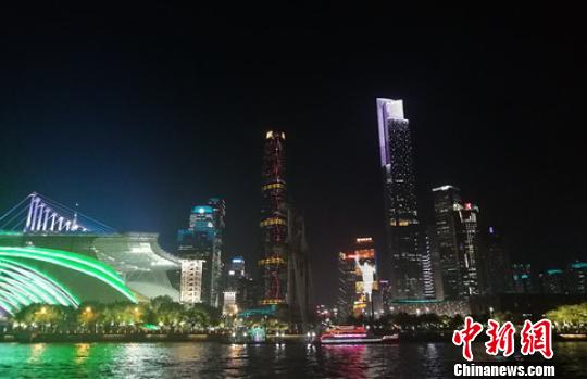 2018广州gdp_2018年上半年中国GDP十五强出炉,魔都领先帝都,深圳力压广州！