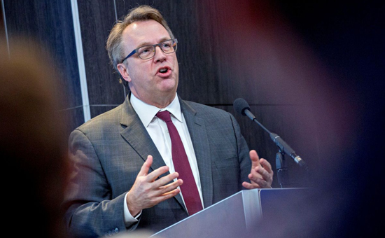 特朗普展开报复 取消佩洛西访问阿富汗美军计