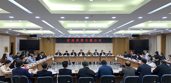 bb开户,火光冲天!安阳高速一货车突起大火!22吨货物被烧