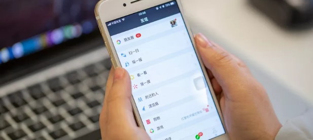 拉菲平台总代注册登录·互联网如何劫持了我们的心智?