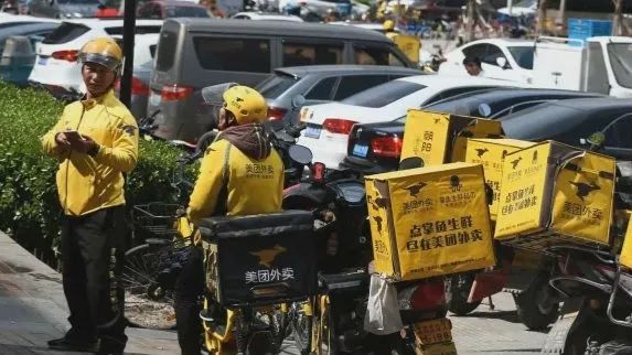 同乐城城娱乐app_申花问题外援惹争议!夺冠庆典对前东家爆粗口 真性情OR情商低?