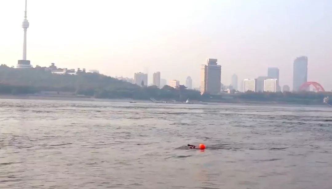 「63澳门永利娱乐」夜里的我太软弱,差点就说“我想你了”