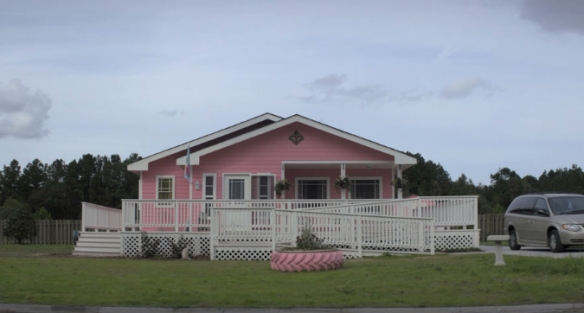 真实事件改编,女儿指使男朋友杀了亲妈,大家却说干的漂亮