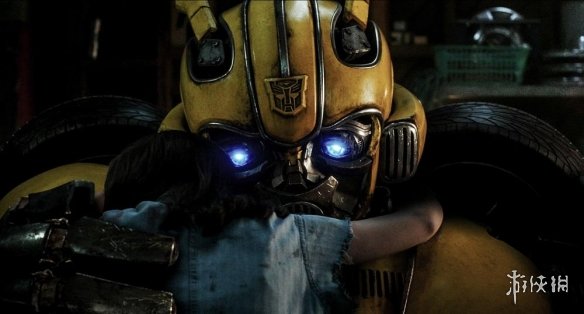 《阿丽塔:战斗天使》将破8亿大关 中国艺术家献手绘致敬原著作者木城雪户