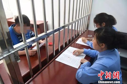 一起公然侮辱救火烈士名誉案由江苏检方提起公