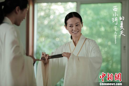 图为:谭卓在电影《西小河的夏天》中剧照。片方供图