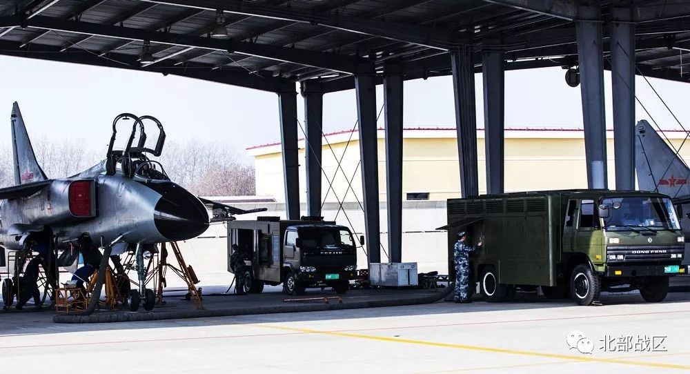 待命出击:北部战区空军某场站组织节日战备拉